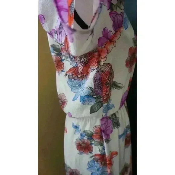 Crystal Sky White Floral Maxi V-Neck Flutter Short Sleeves Boho Dress Size 9 - Picture 10 of 15
